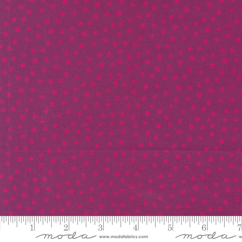 Jam dots 44" fabric by Moda, 21829 15, Flower Patches